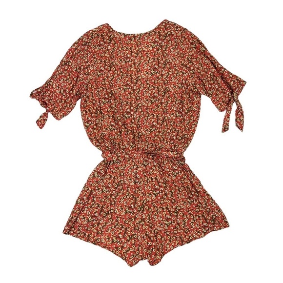 Faithfull The Brand Pink Ditsy Floral Print V-Neck Cusco Playsuit Romper - Picture 7 of 7
